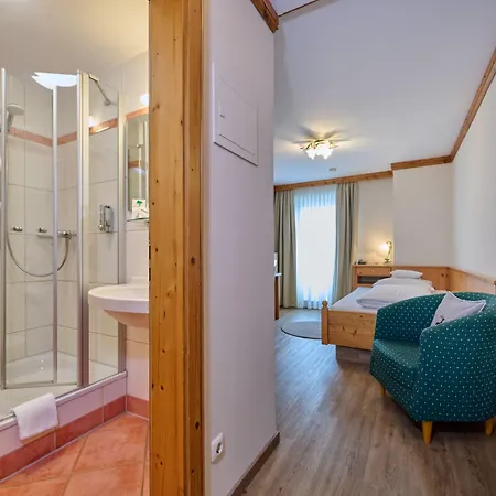 Am Hotel 4*